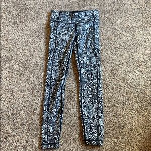 Rare lululemon seawheeze 2017 speed tights size 4